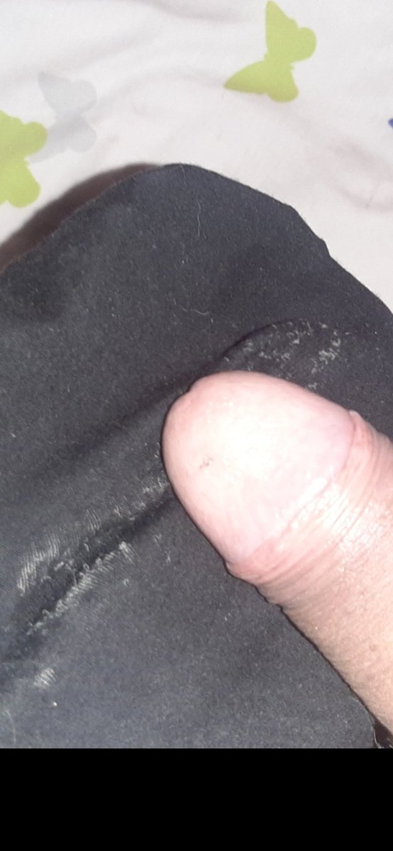 CukoldF's tweet photo. Pajeandome  con  los calzones  untados  de semen de mi esposa  asi la  dejo  su  macho https://t.co/5OWlPvgEvJ