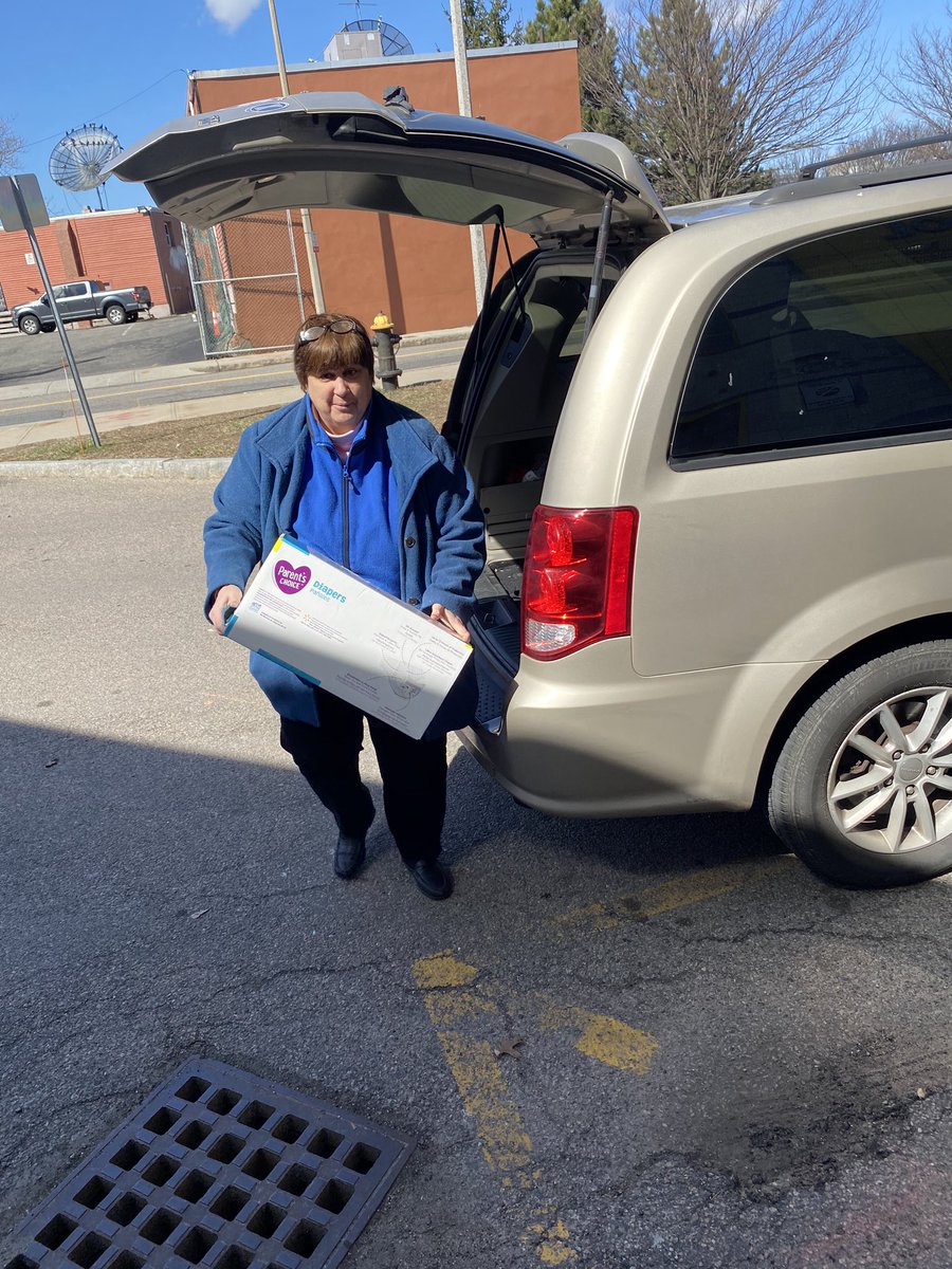 Megan Webb (@meg_webb1) on Twitter photo Thank you to <a href="/NewmarketBoston/">NewmarketBIDBoston</a> and the fabulous Sue Sullivan for donating hundreds of care packages for <a href="/BPSOGPSK8/">Orchard Gardens</a> families. This is a community coming together! Thank you to <a href="/NewmarketBoston/">NewmarketBIDBoston</a> and the fabulous Sue Sullivan for donating hundreds of care packages for <a href="/BPSOGPSK8/">Orchard Gardens</a> families. This is a community coming together!