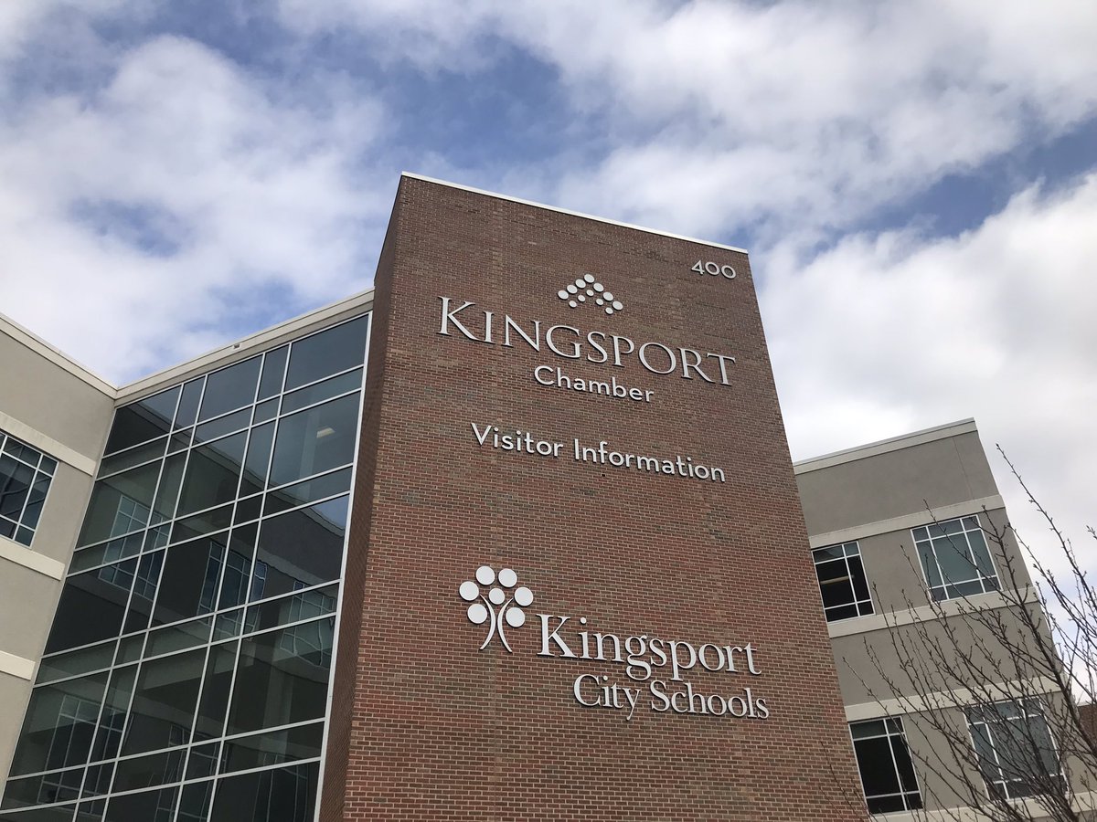 KellyG_WJHL's tweet photo. No child care while the kids are out of school? No worries. Find out how students with @YELLserves are helping families with babysitting services while the kids are out of class. The details on @WJHL11 tonight at 5. https://t.co/gywhL6sugY
