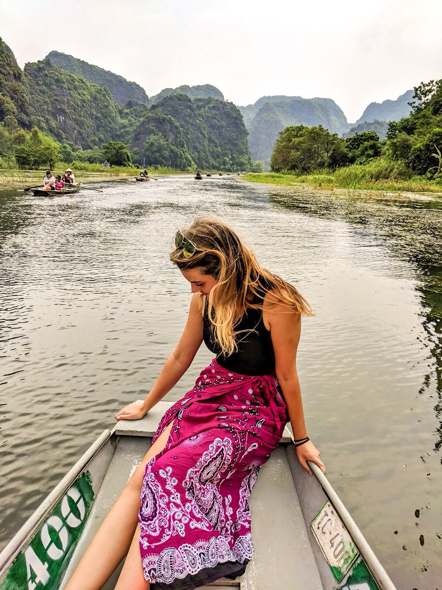 Your Uber ride is on its way...🤣🛶 Explore the vast beauty of this incredible country on our 3-week incredible Camp Vietnam programme🇻🇳
📸 hubs.ly/H0nCGPP0
