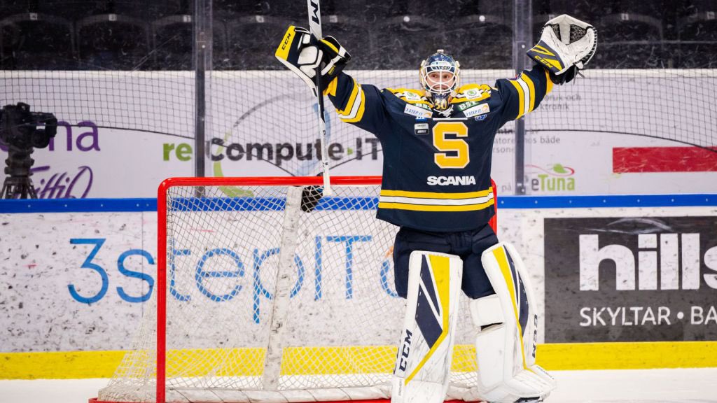 Nu checkar man ut för denna säsongen, tack alla inblandade. Det var skitroligt! 🕺🏻🦀 #twittssk <a href="/SodertaljeSK/">Södertälje Sportklubb</a>