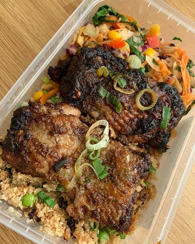 packed2much's tweet photo. Only 27 more cooked @scoffmeals meals, and 19 snacks left on the challenge. If it wasn’t for them I wouldn’t be seeing the results I am today.Cant wait for my final @inbodyuk scan to see how I’ve changed over the F45 8 week challenge. https://t.co/iVAD9EUsID https://t.co/HxthV5GSEv