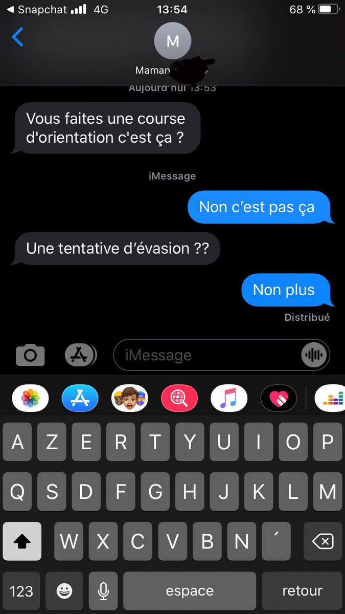 antoine_estv's tweet photo. Je suis sorti 2sec dans mon jardin regardez mdrr #COVID19 #confinement #confinementtotale https://t.co/qacNP8tNPJ