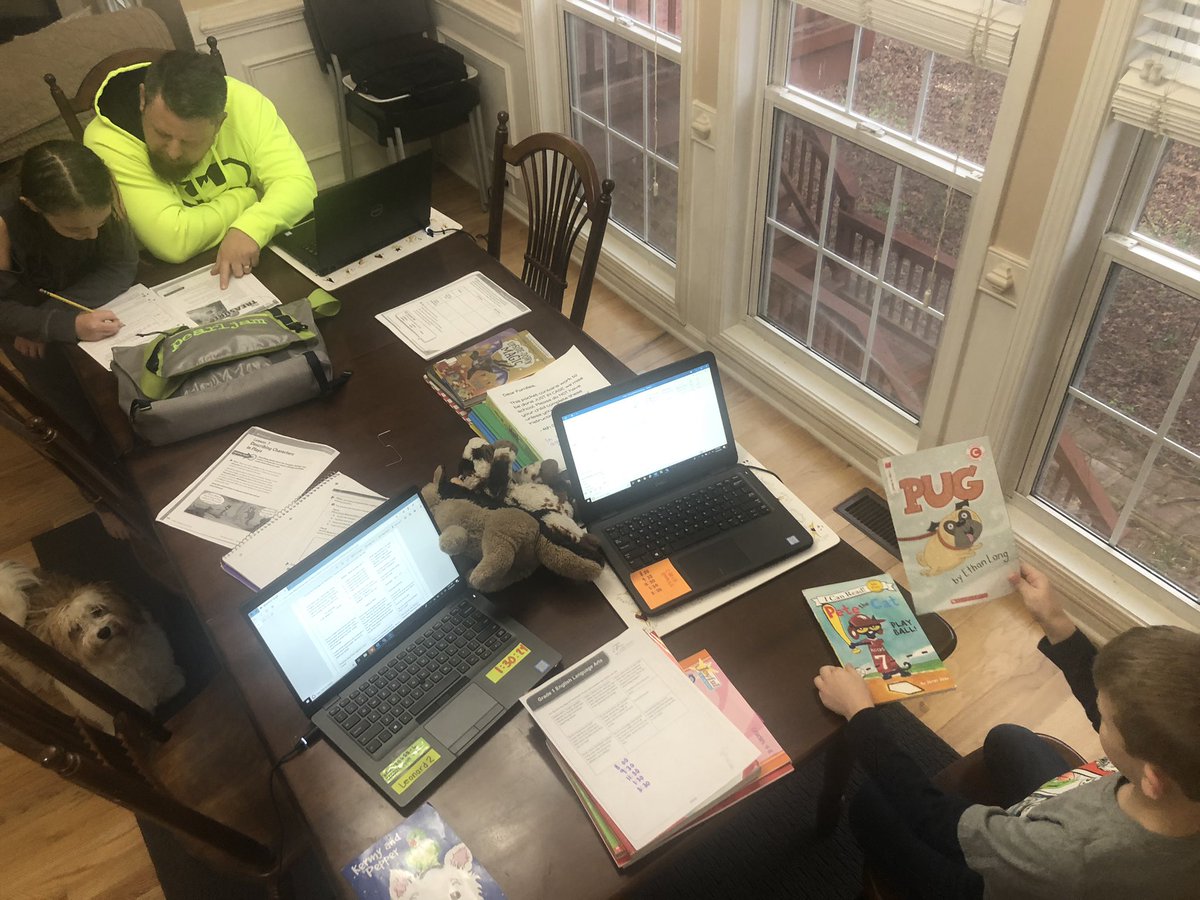 BorinsClass's tweet photo. When mom AND dad are teachers this is what Digital Learning at the Borin house looks like!😁 https://t.co/dp1v8lRN62