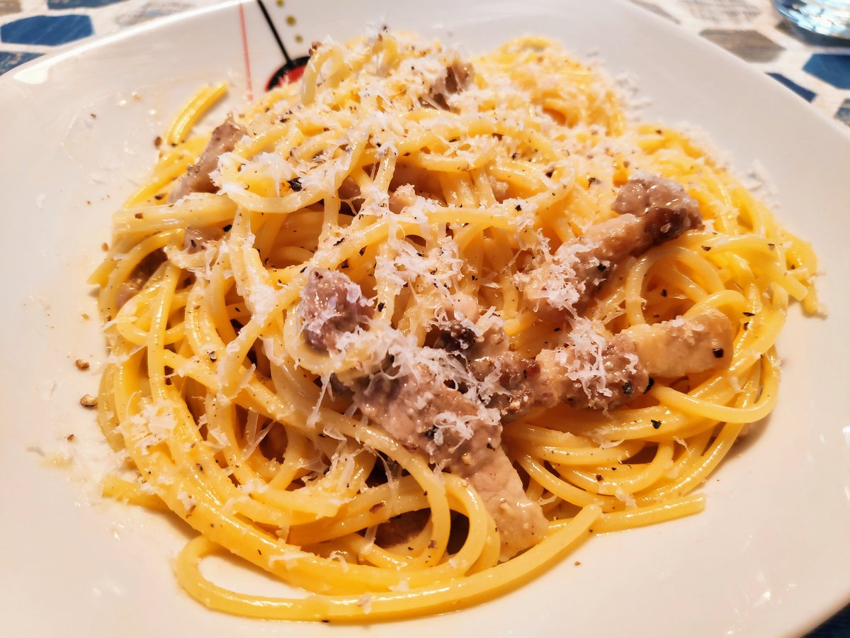 j1nka's tweet photo. #Quarantine #QuarantineLife #QuarantineCooking #Carbonara https://t.co/zVdPBDQPb5