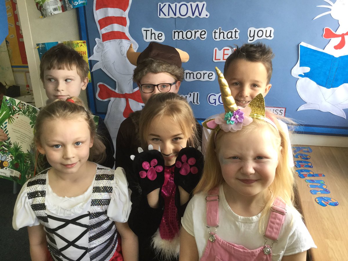 MissBHighlands's tweet photo. Wonderful costumes on world book day @WorldBookDayUK https://t.co/qHje3tlLtu