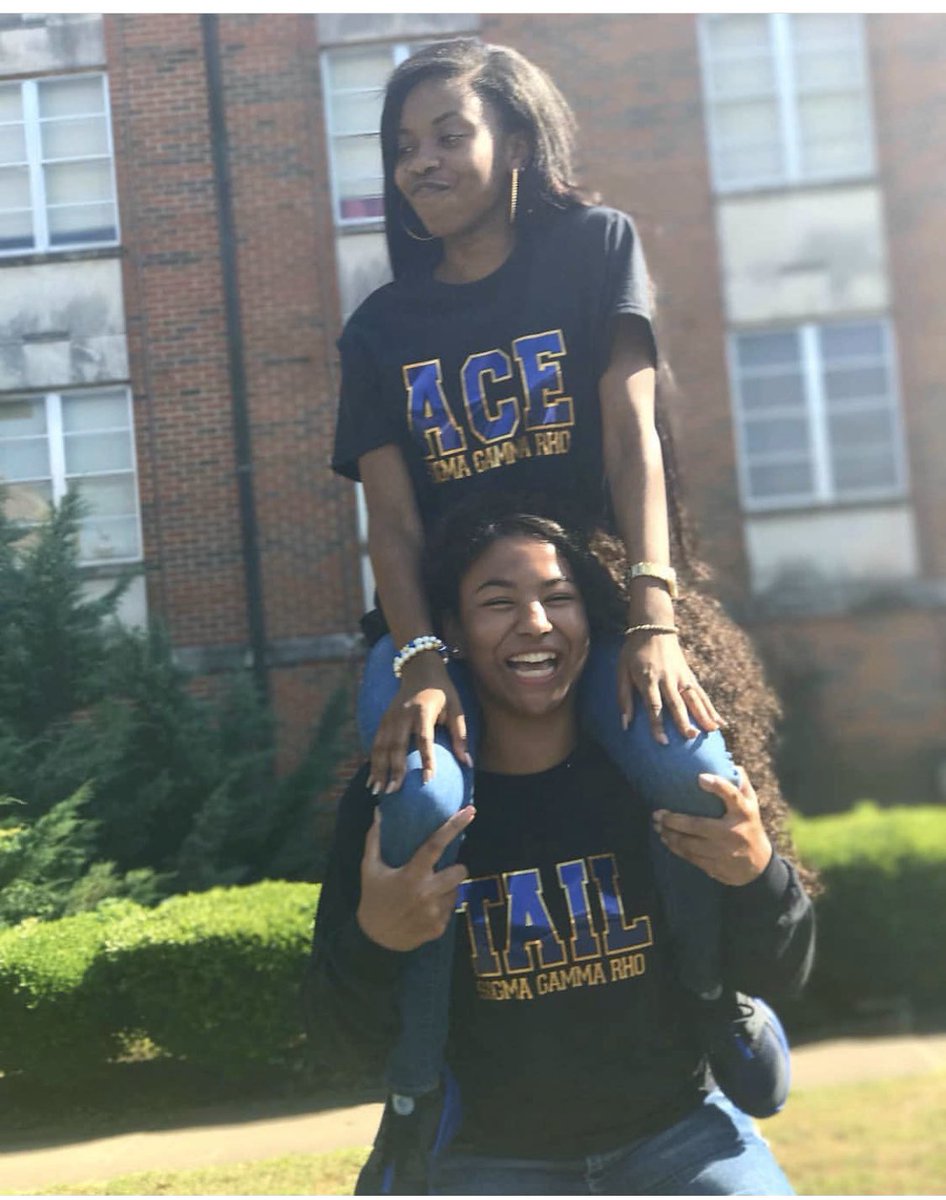 _kiramonique's tweet photo. My LS are the sunshine to my cloudy day. They NEVER fold and NEVER told. We never changed once we crossed and only grew as women. #LLSPR17 They just don’t make them like us any more. 007’ Rhoyal Operation 💙💛 https://t.co/JStzVxOJtg