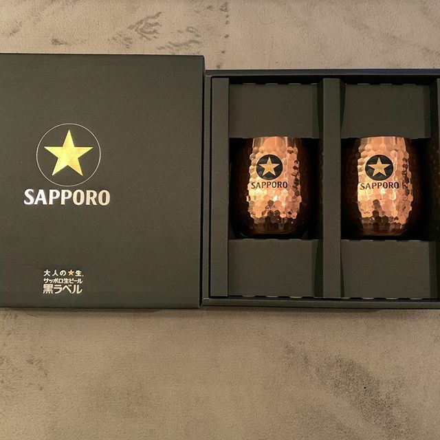 メルカリで黒ラベルのビアグラス買いました🍺⭐️
めちゃテンション上がります🥰

ビールは黒ラベルが1番好きです💯

#黒ラベル#ビール#家飲み#ビール好きな人と繋がりたい #ビアグラス#ビール好き #美容師#美容師の休日