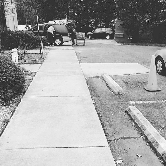 ccmconcordnc's tweet photo. ATTENTION:

Beginning Monday, March 16, the CCM Crisis Center will operate a drive-through pantry, from 10:00 AM until 1:00 PM. Pre-bagged food will be distributed straight to cars. Please do not come before 10:00 (the parking lot is closed). The Crisis Center itself, includ… https://t.co/hG9NwEKX3r