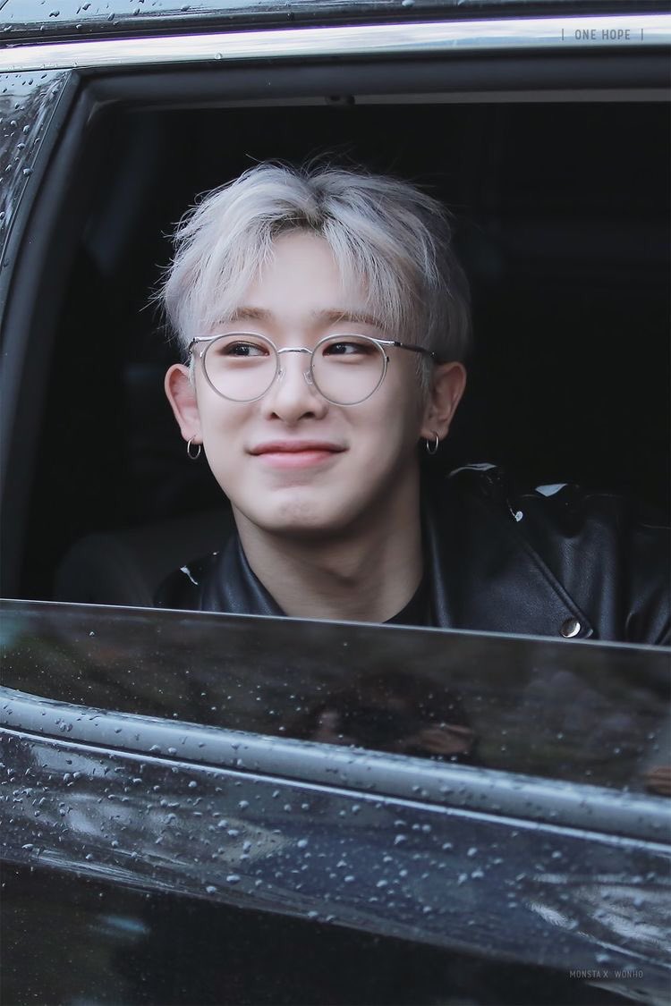 e21041486's tweet photo. "We cant erase everything
We cant forget everything
But if I can turn back the time
I want to start from now
Please trust me again one more time
From zero
Please come back to me"

#원호야사랑해 
#원호야_네_자리는_변함없이_여기있어 https://t.co/jNo1payEL1