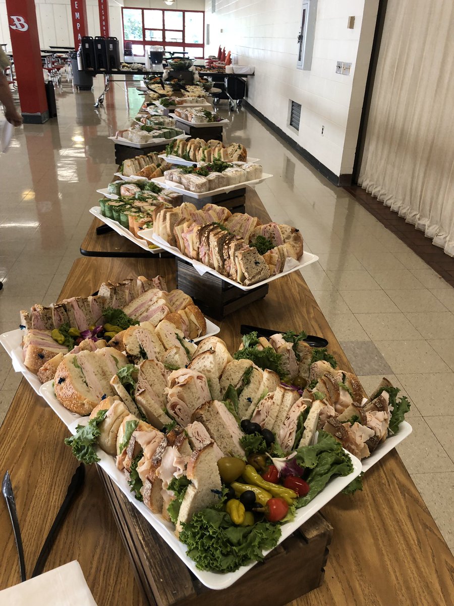 BostonCatering_'s tweet photo. @OnlyInBOS Boston Catering 781-938-9300
We can do anything for you! Breakfast, lunch, dinner! Individual or group! Even dessert platters! 
https://t.co/fRzouCxQqU https://t.co/ffEgBMlPZC