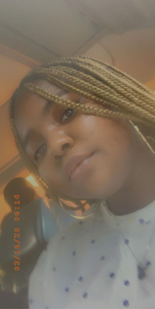 __nuellanutella's tweet image. A tote bag seller.. How was your day? Or better still how&apos;s your day going?

#hustle #FarukVsShoprite 
#toolz