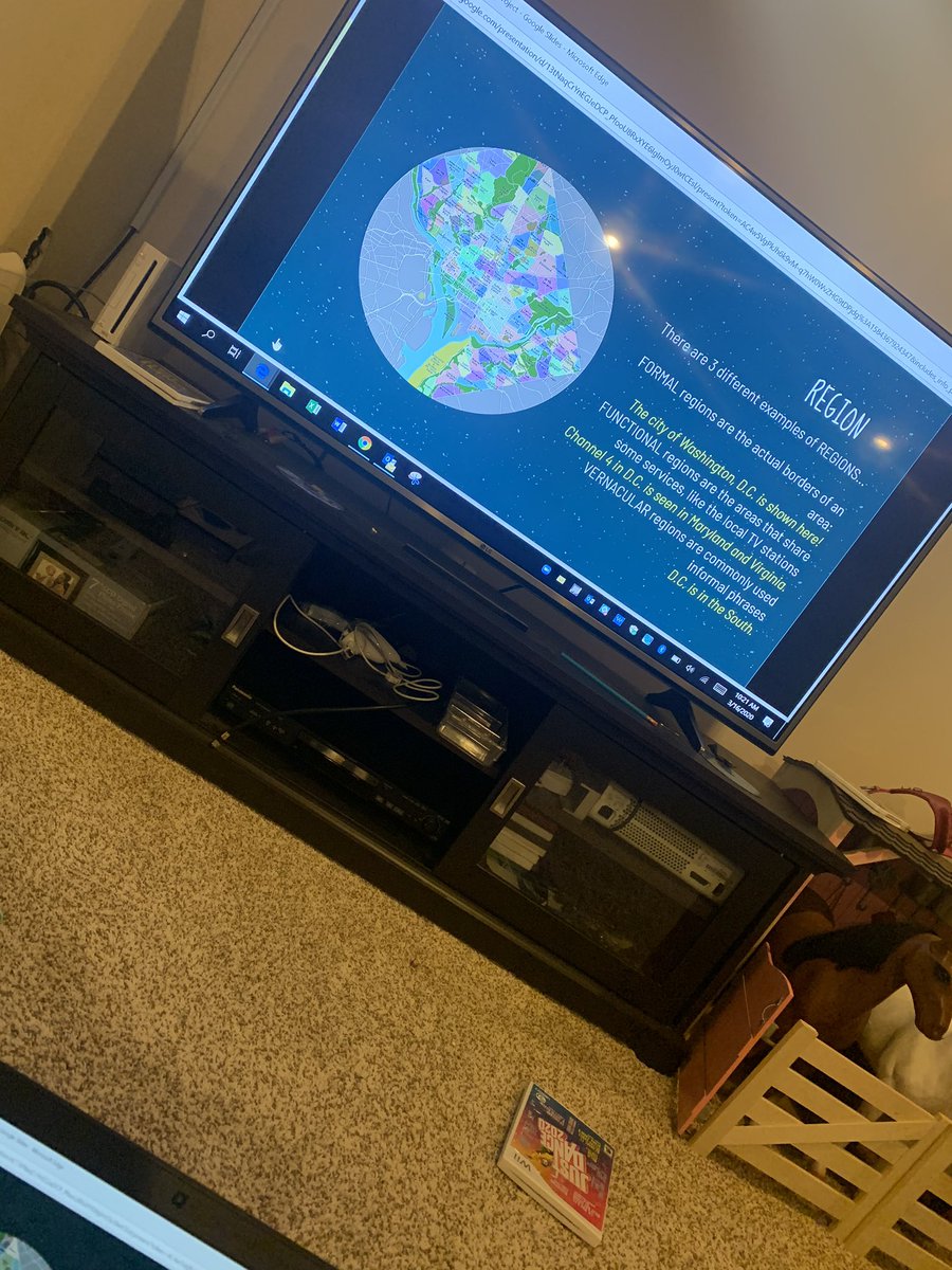 LaurenGreve14's tweet photo. When your dad is a history teacher who LOVES project based learning....you start a project on day 1😊. @LearnAtCCS @rochcommschools @LongMeadowRCS @OaklandSchools @GreveHistory https://t.co/2v7eeRbwqX