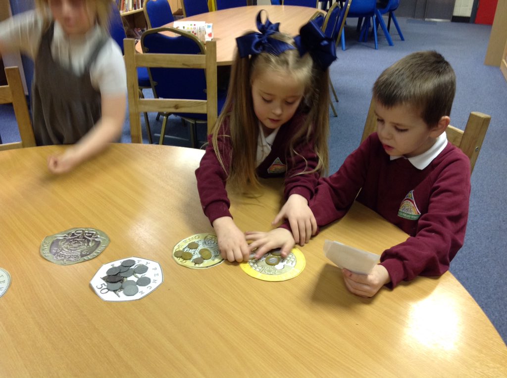 MrsEvansMLP's tweet photo. Today in maths were started our money unit. The children were sorting coins, looking at their value and making different amounts. @MabLanePri #onlythebest #makingamounts https://t.co/zNsNEbdE8Y