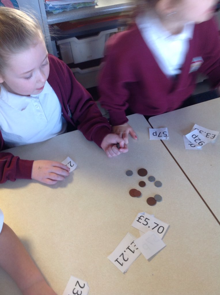 MrsEvansMLP's tweet photo. Today in maths were started our money unit. The children were sorting coins, looking at their value and making different amounts. @MabLanePri #onlythebest #makingamounts https://t.co/zNsNEbdE8Y