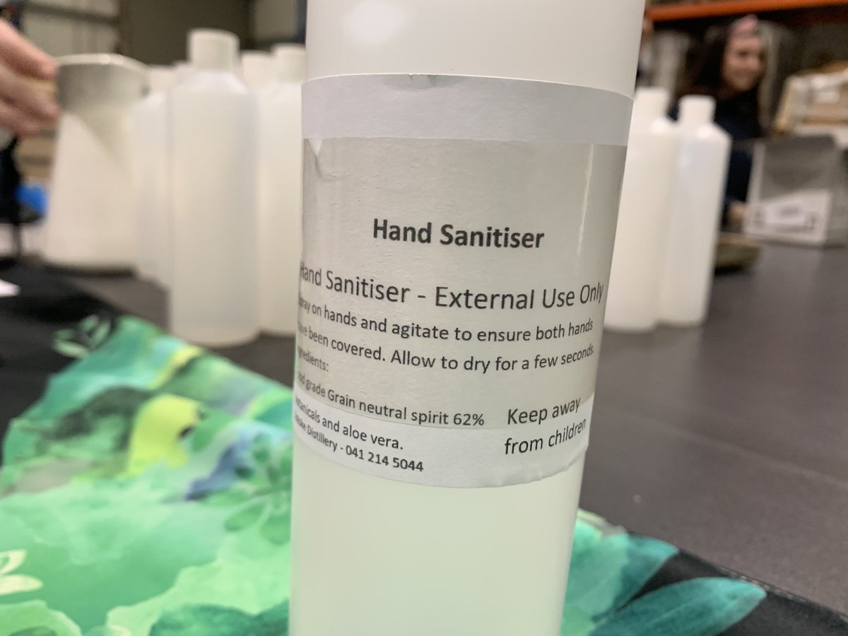 SMurphyTV's tweet image. Gin production has stopped at @listokedistill distillery in Co Louth, repurposed to make 62% proof hand sanitiser. They’re selling at cost and also supplying charities and hospitals 
#coronavirus #covid19