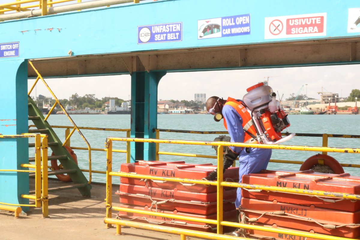 FerryKenya's tweet image. @FerryKenya Sanitizing ferry vessels and passenger  waiting bays in an effort to combat the spread COVID-19 virus #kilindinihabour #likoniferry #kenyaferry #PSSDTransport #Kenya_Ports #kmakenya #TransportKE