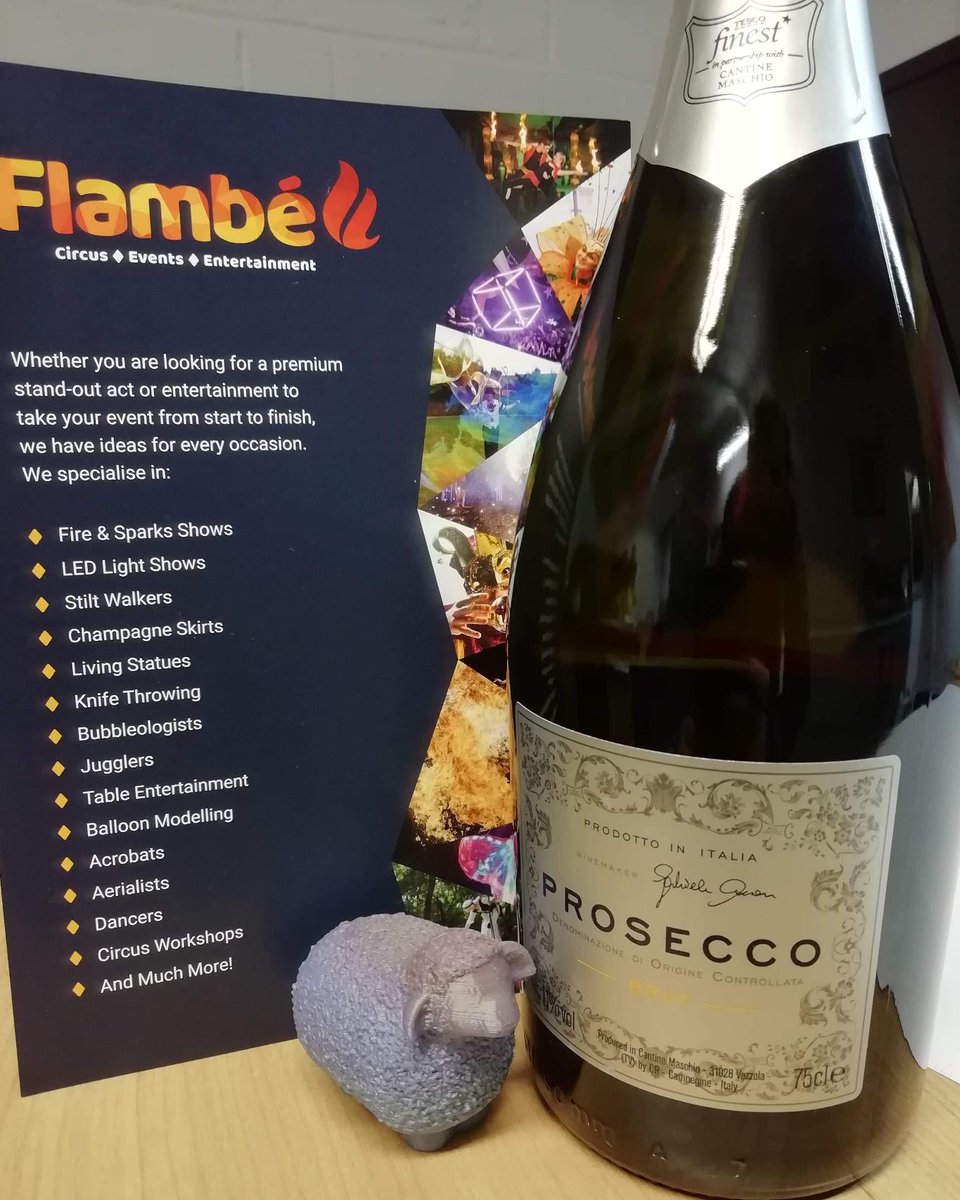 We had a great time at the Eclectic Wedding Extravaganza this weekend. Thank you for our prize for being the Friendliest Flockers, we loved getting to meet you all. 🐑 #ewe2020 #flambecircus #weddingentertainment