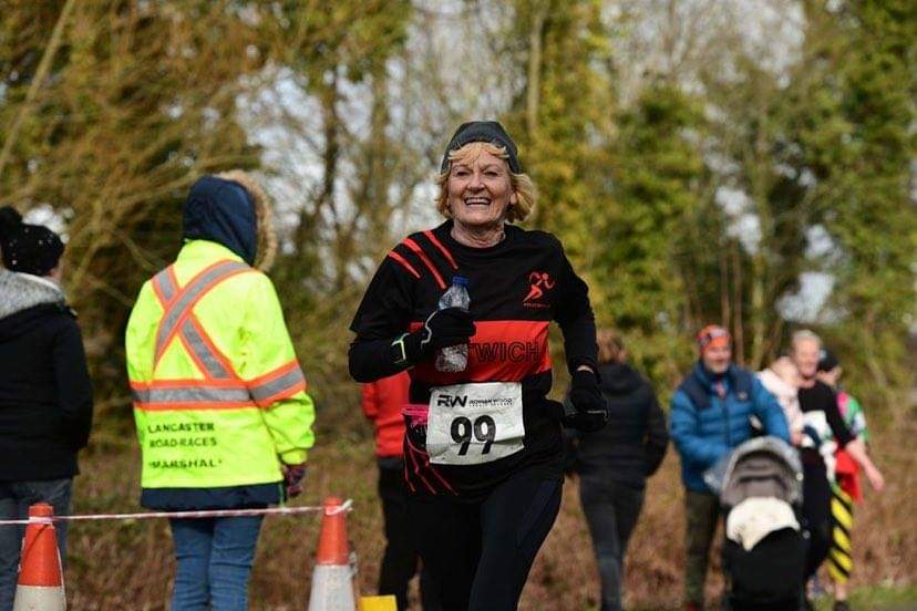 PACprestwich's tweet image. ⚫🔴 Anyone up for a good news story? A strong contingent of #TeamPAC runners took on the outs-and-backs of #Trimpell20 yesterday, in what should've been a good, final marathon training effort for many. Well done, gang!! **Special mention - V65 WINNER @stephcaldwell6** 👏👍💪🥇