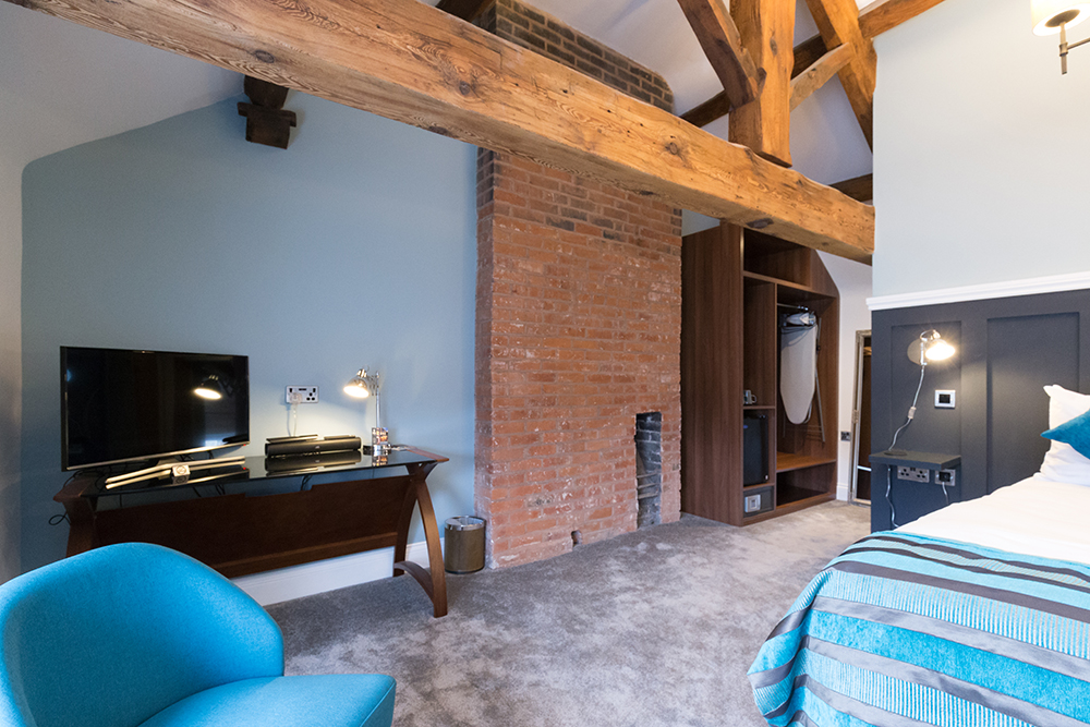 EnjoyStaffs's tweet photo. ***COMPETITION NEWS***
Win an overnight stay for two at The Little George, Staffordshire's B&B of the Year!
Enter and help us celebrate National #BandBWeek this week.
Details here: https://t.co/ldNwDJnTj2
.@Contrary_Marys .@visitstafford .@NationalBBWeek https://t.co/dKWDrd4uW0