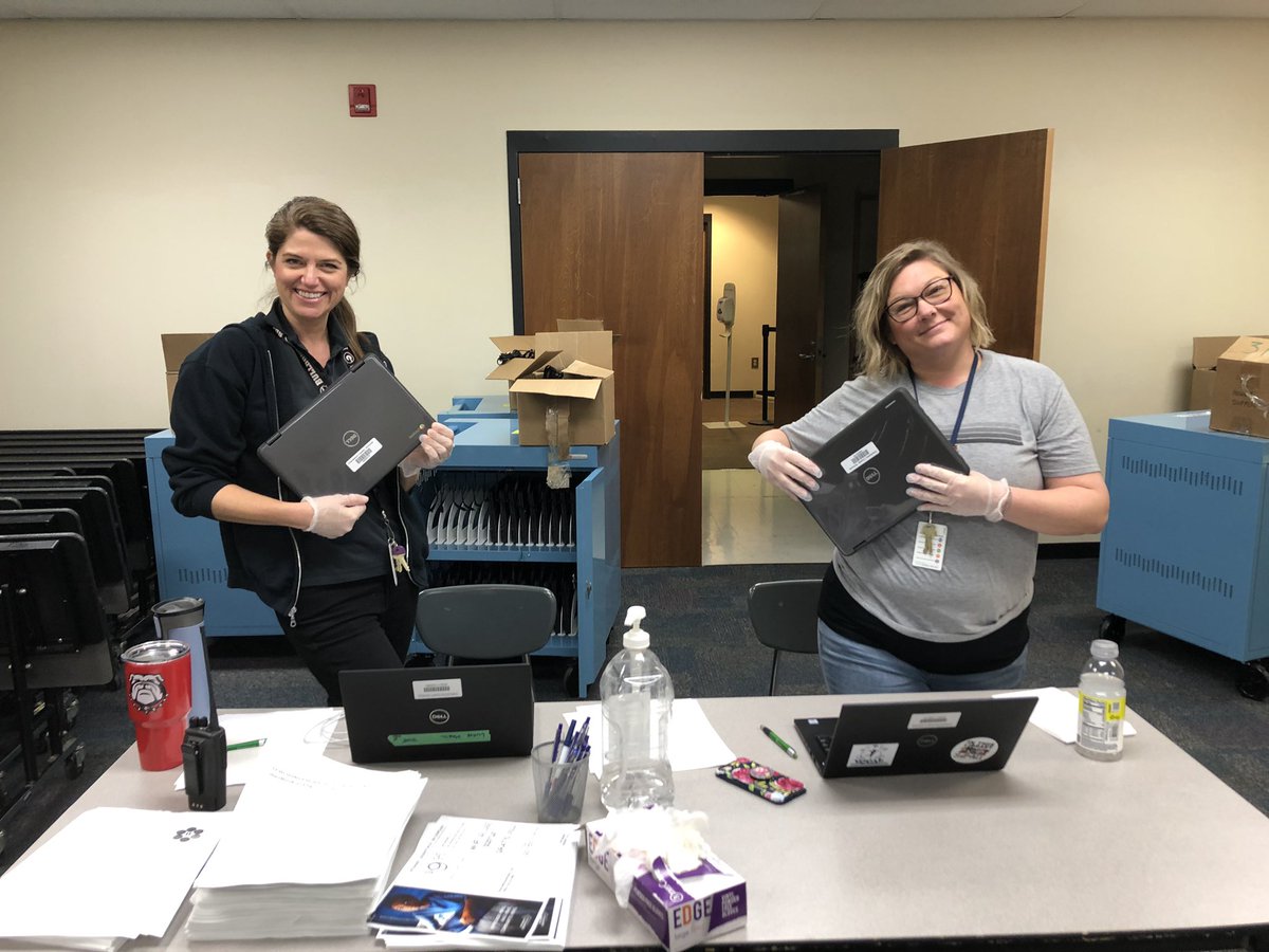 Lucye Magill (@lucyelibrarian) on Twitter photo The <a href="/wandohigh/">Wando High School</a> Teacher Librarians are here checking out Chromebooks to students that need them. We are here to support our students, parents and teachers!! <a href="/CobbBookcobbler/">brittany cobb</a> #CCSDLibrariesForALL <a href="/VOCALCCSD/">Voices of CCSD’s Amazing Librarians</a> <a href="/CCSDConnects/">CCSDConnects</a> The <a href="/wandohigh/">Wando High School</a> Teacher Librarians are here checking out Chromebooks to students that need them. We are here to support our students, parents and teachers!! <a href="/CobbBookcobbler/">brittany cobb</a> #CCSDLibrariesForALL <a href="/VOCALCCSD/">Voices of CCSD’s Amazing Librarians</a> <a href="/CCSDConnects/">CCSDConnects</a>