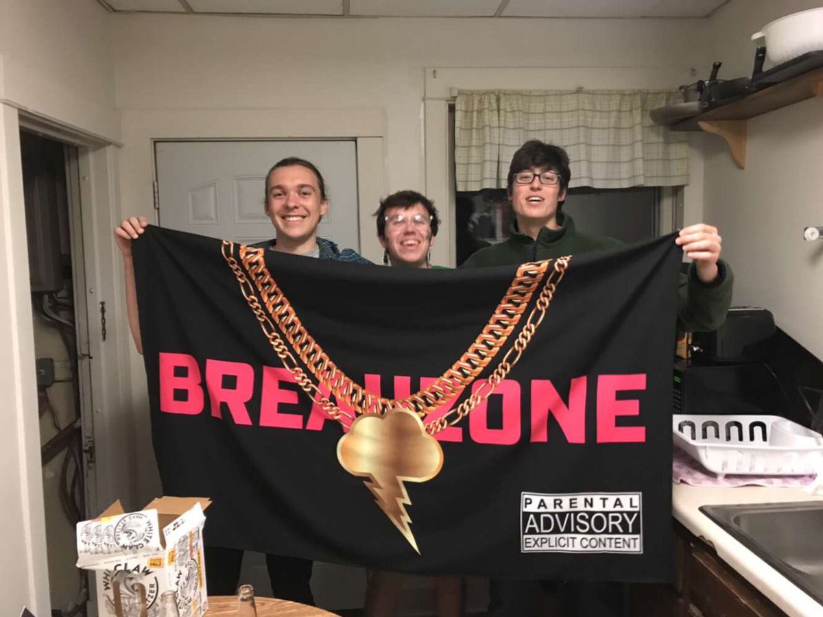 BreauZone tweet media