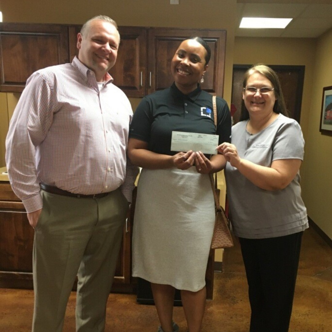 American Commerce Bank is soliciting cash donations in support of victims of Putnam County TN tornadoes. Thanks to STS Group Inc for their donation!

#acb #Bremen #JohnsCreek #Tallahassee #communityofone #bankingandfinance