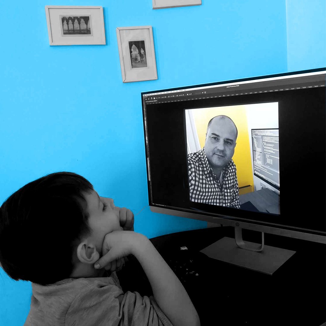 RcmtIt's tweet photo. Work from home: challenge accepted!

We're proud of our colleagues for taking the situation we're all in seriously. In spite of everything, our productivity score is impeccable!

#stayathome #vanrednostanje #beproductive #zdravljenaprvommestu https://t.co/owlblLvFmb