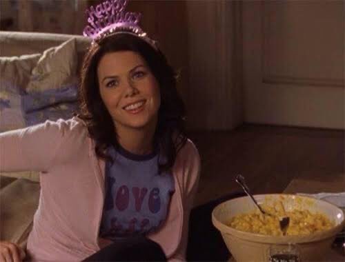 Happy birthday lauren graham! (and me too) 