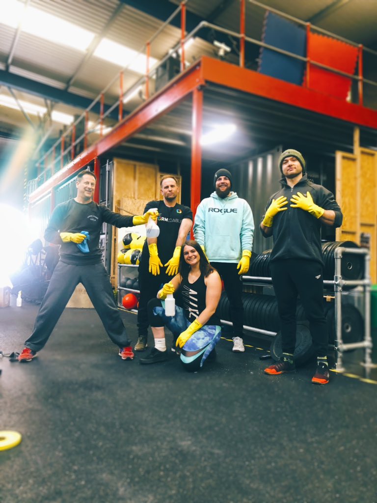 form_leeds's tweet image. Team Sanitise.... ASSEMBLE 🧽🧼