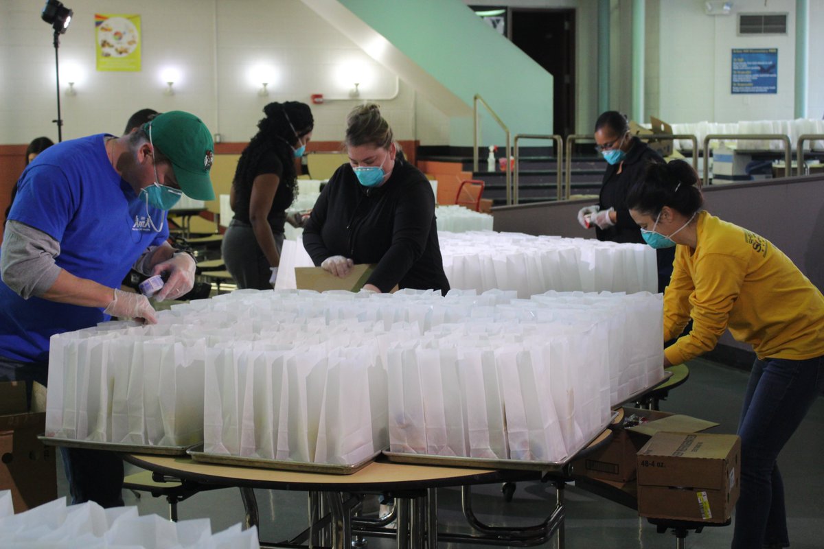 District employees arrived at 6:30 Monday to begin prepping 1,800 breakfasts and 1,800 lunches to help families manage the two-week closure due to COVID-19 health concerns. Meals available at six locations from 11:30-1 each weekday. facebook.com/pg/albanyschoo… #allinforalbany