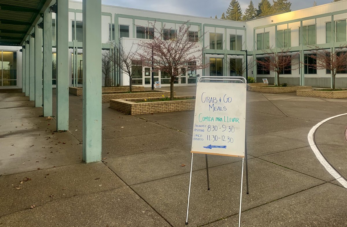 Grab and Go breakfast 8:30-9:30 and lunch from 11:30-12:30. Our amazing #Sodexo staff have meals for 18 years old and younger ready to go everyday this week at the cafeteria door. #CCMSBuildingCommunity #TeamGBSD