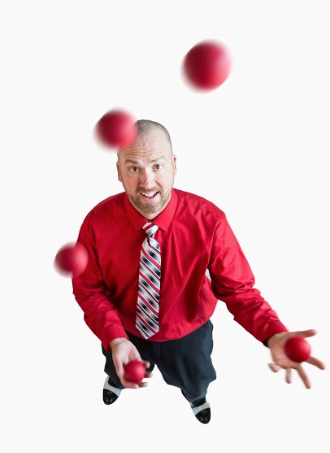 HarrysHayDays's tweet photo. Don't miss the Flying Debris Show featuring @holmr5 at #HHD2020! He'll be entertaining the crowds on @GrandviewMainSt at 11:30am and 1:30pm on Saturday, May 2nd! #HarrysHayDays @gmochamber  @CityofGrandview @GrandviewParks https://t.co/rQNeCBwfZc