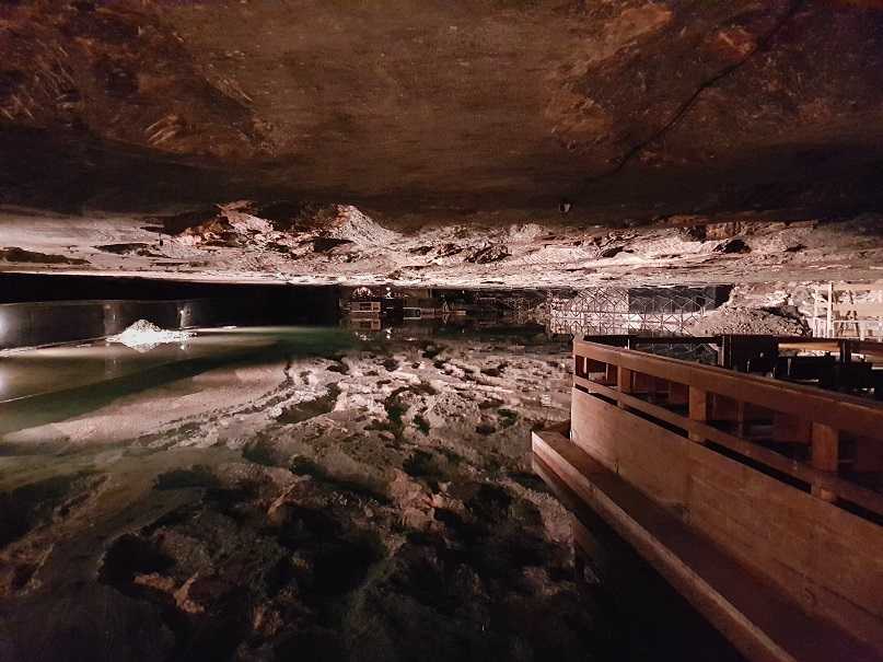 Things to do in Salzburg #5: go to the #SaltMines at Bertechsgaden. They are still working in there, but you can visit the higher levels of the mines and discover everything about where your table salt comes from! Read more in my blog post: leapintoadventure.com/a-weekend-in-s… #travelblog