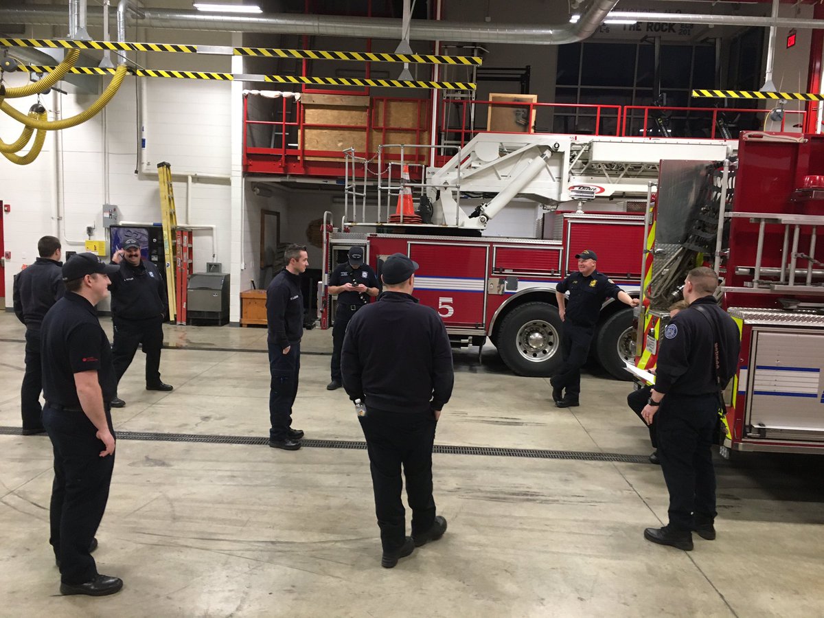 lfdpiper's tweet image. #RollCall #SocialDistancing #TeamKentucky #TogetherKY