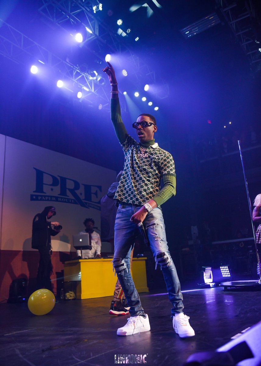 linkonic_'s tweet photo. It’s Dolphhhhhh! | #NoRulesTour | @FillmoreSS 📍| shot by me. #linkonic https://t.co/xGPxtJz8No