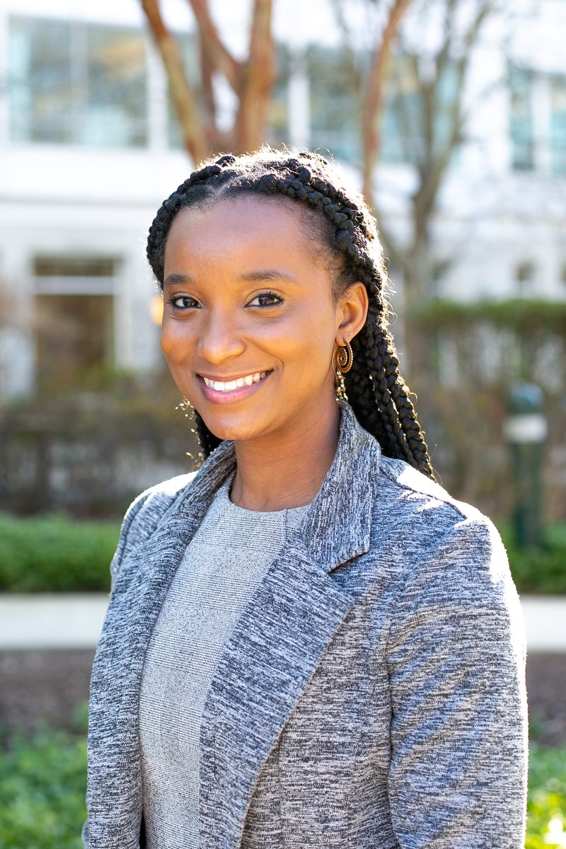 AIP_HQ's tweet photo. Today’s #WomanInPhysics spotlights Kayla Stephens, Manager of AIP’s Society of Physics Students (@SPSNational)! Kayla has a master’s degree in public health, and every day she contributes to AIP’s goal of advancing, promoting and serving the physical sciences. (1/10) https://t.co/2Df9vPhn2U