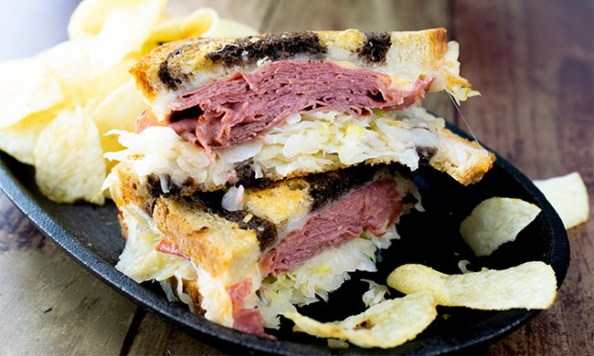 local_peep's tweet photo. St. Patty's Day Rueban Sandwich Video Recipe
https://t.co/JXbOLi6wAf
#recipe #StPattysDay #StPatricksDay #peeplocal https://t.co/l48E3TWb5k