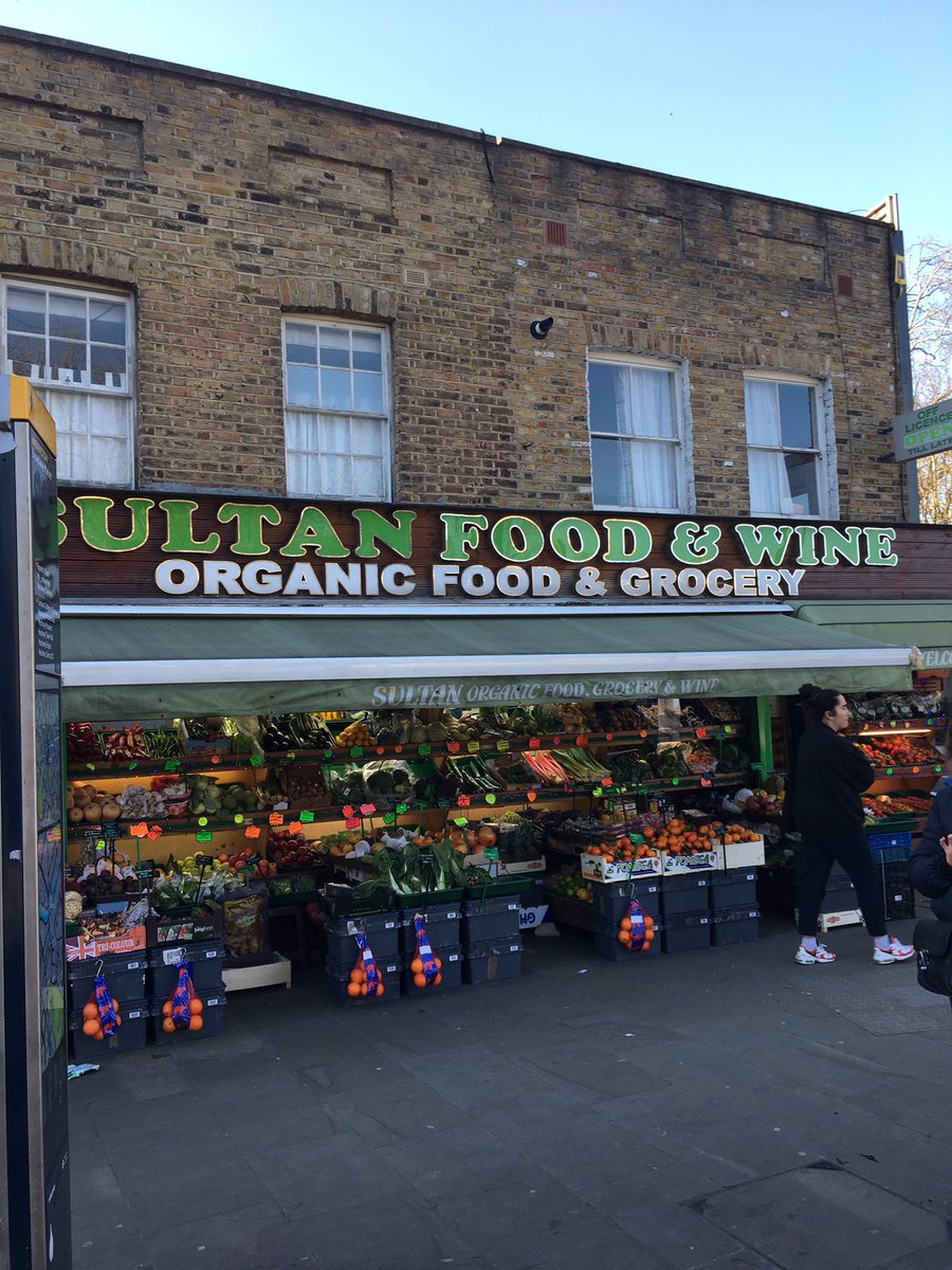 gemcairn's tweet photo. If youโre in the London Fields area.. Sultan Food & Wine on the end of Broadway Market have kindly let me leave this container & to collect donations, outside near their tomatoes ๐
โฃ๏ธ
#HackneyLove https://t.co/jVkj0qIzSr