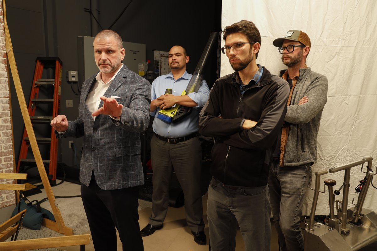 MichaelPalance1's tweet photo. Behind the Scenes of Go Iguanas Mission Atlantis #GoIguanas #PremiereApp https://t.co/F3bilrJuNF