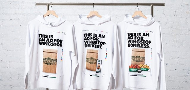 lionfuse's tweet photo. Happy Monday everyone! Here's a look into the latest industry happenings 👀According to Marketing Dive, Wingstop is paying fans to wear this "walking billboard" hoodie. Instagrammers who wear this branded merch will get $10 via venmo. Thoughts?? 🤯

📸@wingstop https://t.co/wMP9nQmWBH
