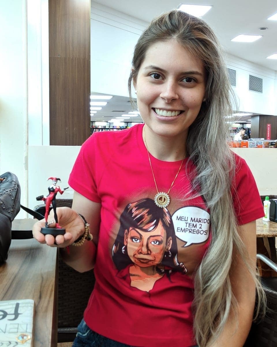 printerama's tweet photo. Essa camiseta também foi comprada com o Perigo? 😂
Confira nossa categoria completa com estampas de Todo Mundo Odeia o Chris: https://t.co/KLzdOMSl84❤
@jessica_feltrin
#printerama https://t.co/YNx1fHeUWk