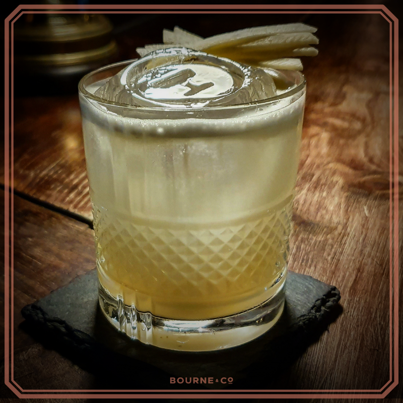 If any cocktail could cure the Corona Virus...THIS IS IT! #Penicillin
--------------------------------------------------
*#Laphroaig Select Islay Single malt 🥃 💨
*#NakedGrouse Blended Whisky  🥃 🎨
*Acacia &amp; Orange blossom honey 🐝
*Lemon citrus 🍋
*Fresh ginger🔥