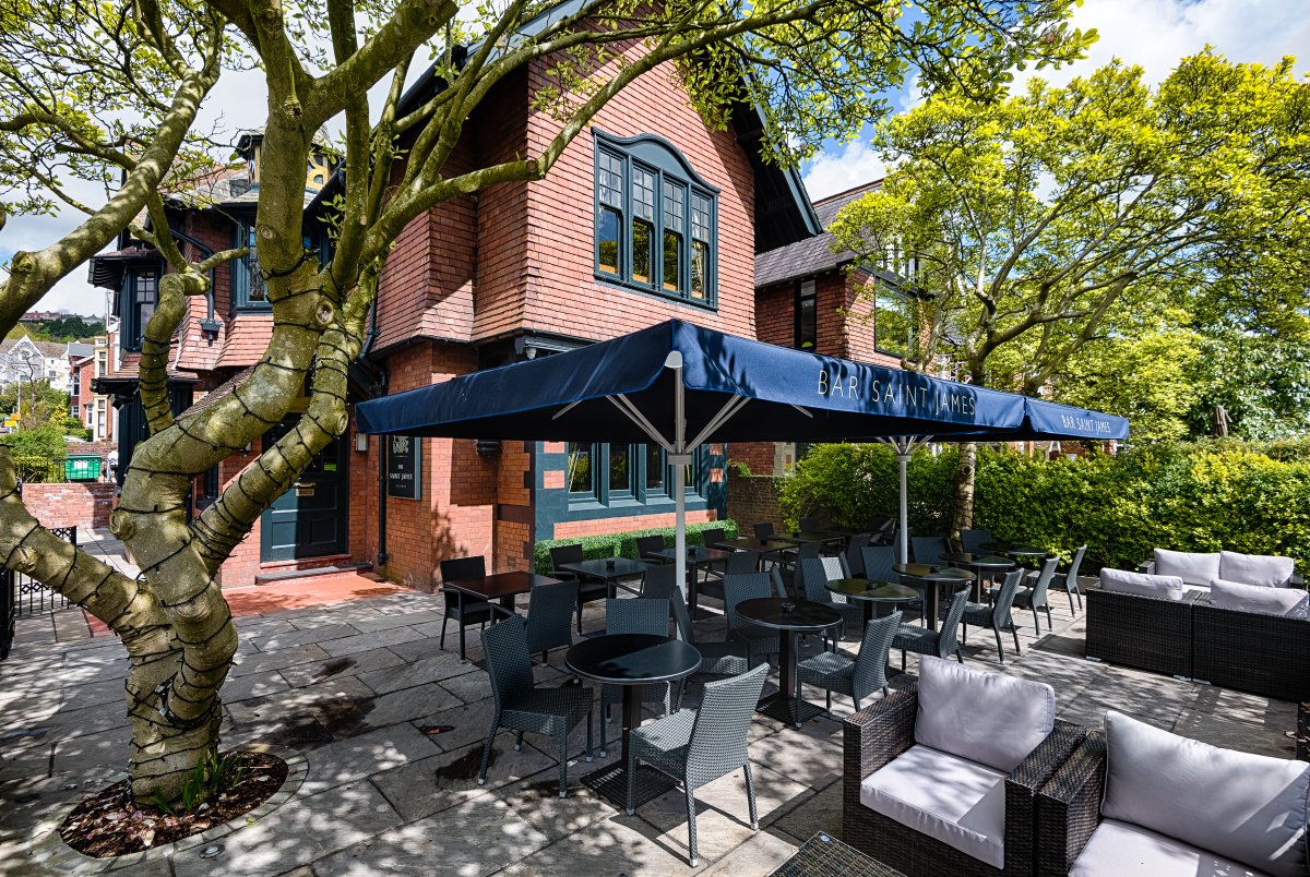 BarSaintJames's tweet photo. A beautiful, quaint venue tucked away in the Uplands, Swansea – We are the perfect venue for a quiet afternoon tea with loved ones, a romantic dinner shared with your special someone or a luxury choice for a private hire function.

#Uplands #BarSaintJames #Bar https://t.co/7hZpBYTgjI