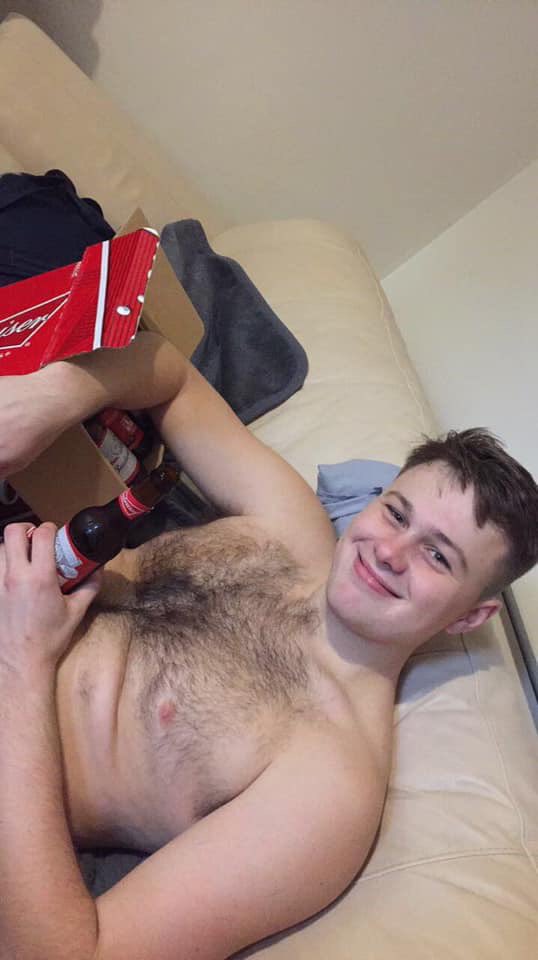 When you find out Varsity is cancelled but Old Boys isn’t too far away...🍻