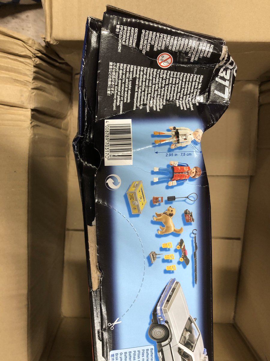 GOB1AS's tweet photo. @SmythsToysUK nice to see such a great packing job! Item half destroyed. What a joke. https://t.co/PudwzS32MP
