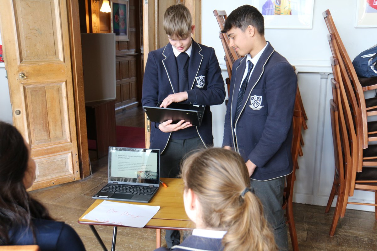 SchoolSherfield's tweet photo. Year 10s took part in Market Place Activities today. This strategy gives pupils the responsibility for planning their own learning on a topic. It develops a sense of independence &amp; builds collaborative team working skills #MarketPlaceActivities #SHFYear10 https://t.co/RiumTlNIO6