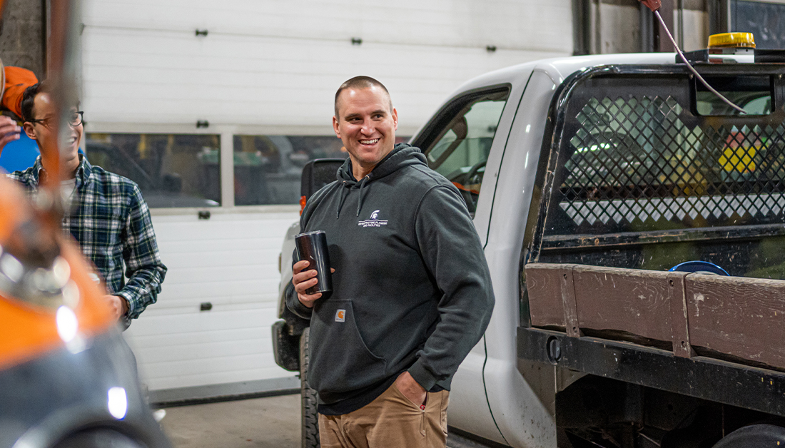 facilitiesmsu's tweet photo. Supporting the #MSU educational and research mission is why we show up every day. Engage with us through #keepmsurunning as we highlight our team of dedicated men and women maintaining campus facilities and functions. Pictured: Nathen Oswald, Landscape Services https://t.co/4Q6juH191V