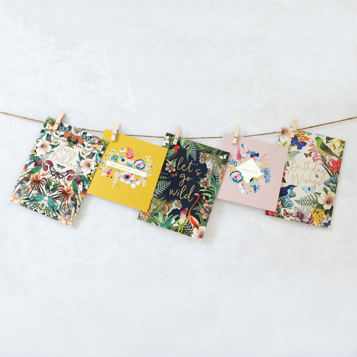 Visit our website to view our full range of greeting cards 🌟 we have something for every occasion 🙌🏼
.
.
.
.
.

#porticodesigns #stationery #stationeryaddict #stationeryfinds #cards #greetingcards #archive #secretgarden #goldfoil #happybirthday #botanical #tropical #pastels