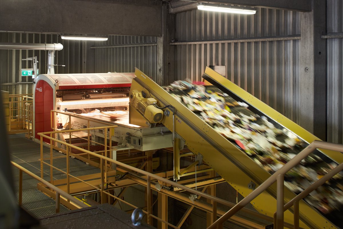 Inside a paper recycling plant. ♻️📸  #paperrecycling #paperindustry #recycling #recyclingplant